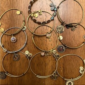 Gold Charm Bracelet Set